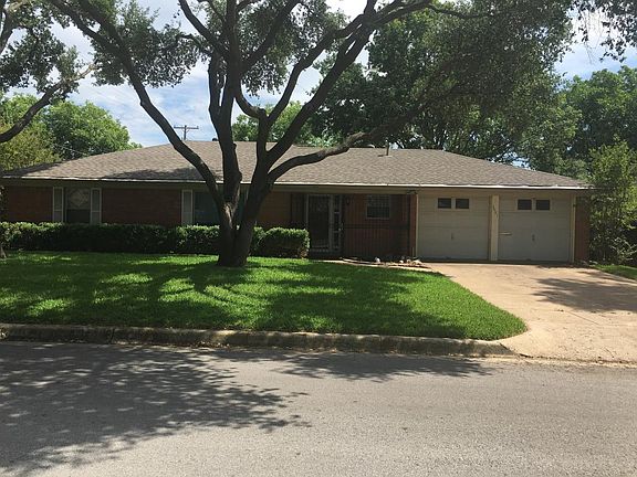 2nd image of 3601 Wosley Dr