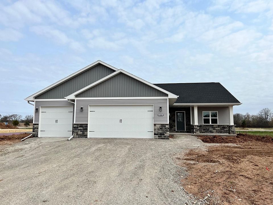 Photos of Similiar Home