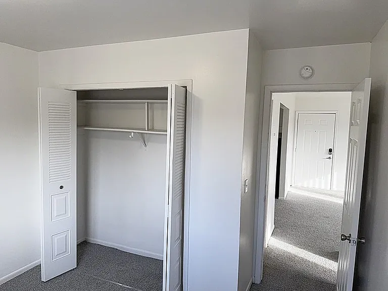 Waverly Park Apartments — Photo 54