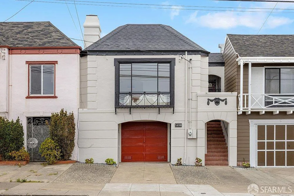 1658 34th Ave - Photo 1