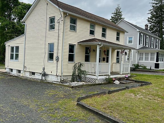 3rd image of 416 W Lincoln Ave