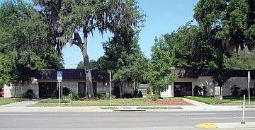 1st image of 826 SW Main Blvd