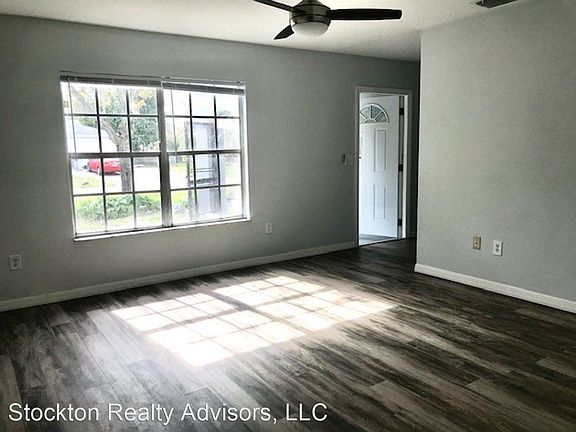 4th image of 6640 Electra Ave