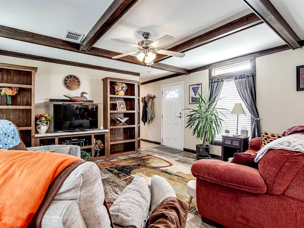 3202 Ben St, Burleson, TX 76028