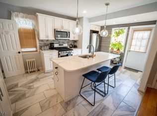 26 Cedar St, Bloomfield, NJ 07003