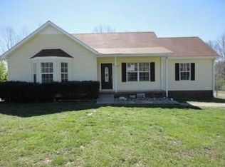 2741 Lylewood Rd, Woodlawn, TN 37191