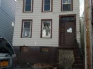 310 3rd St, Albany, NY 12206