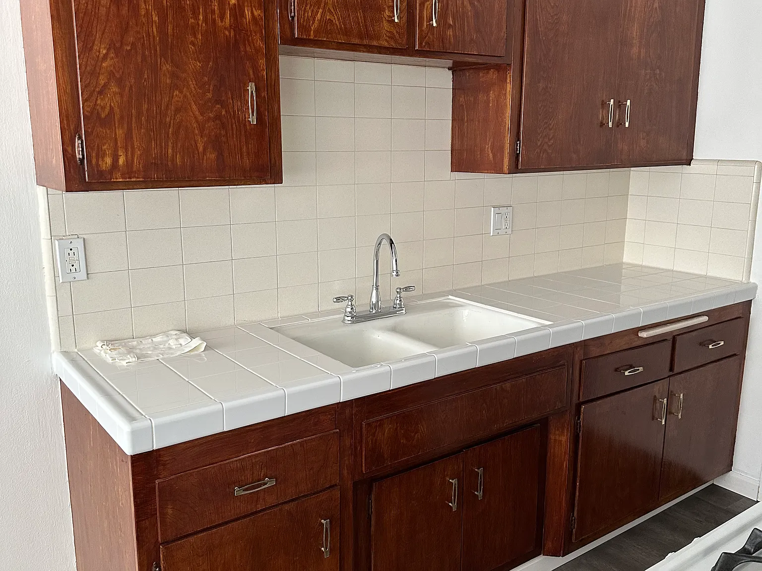 2 bed, $2,650 — Photo 3