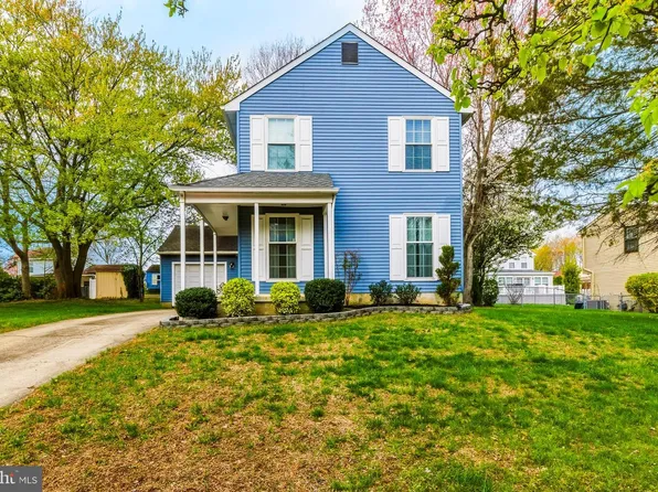 19 Brookview Dr, Mantua, NJ 08051