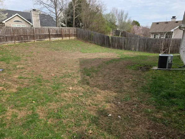 1724 Hargrove Dr, Mc Leansville, NC 27301