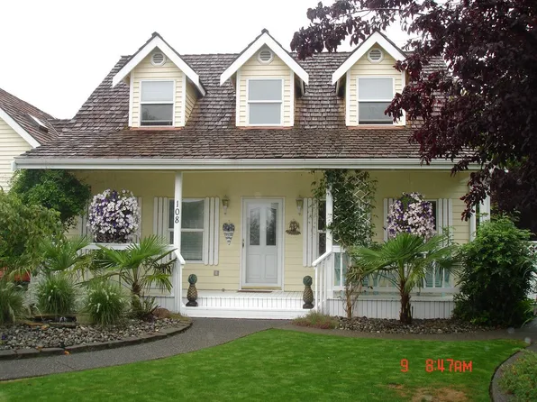 108 Spring Pl, Enumclaw, WA 98022