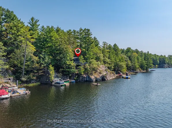 1118 Tomingas Rd, Gravenhurst, ON P1P 0G3