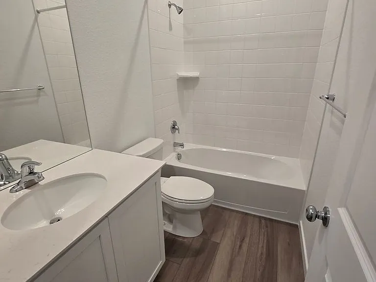 15274 Clayton St — Photo 18