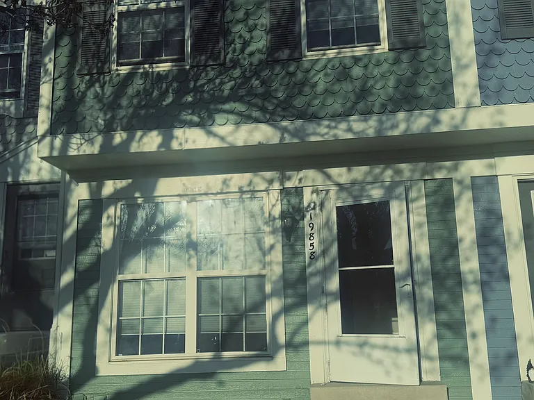 19858 Summerset Ln — Photo 1