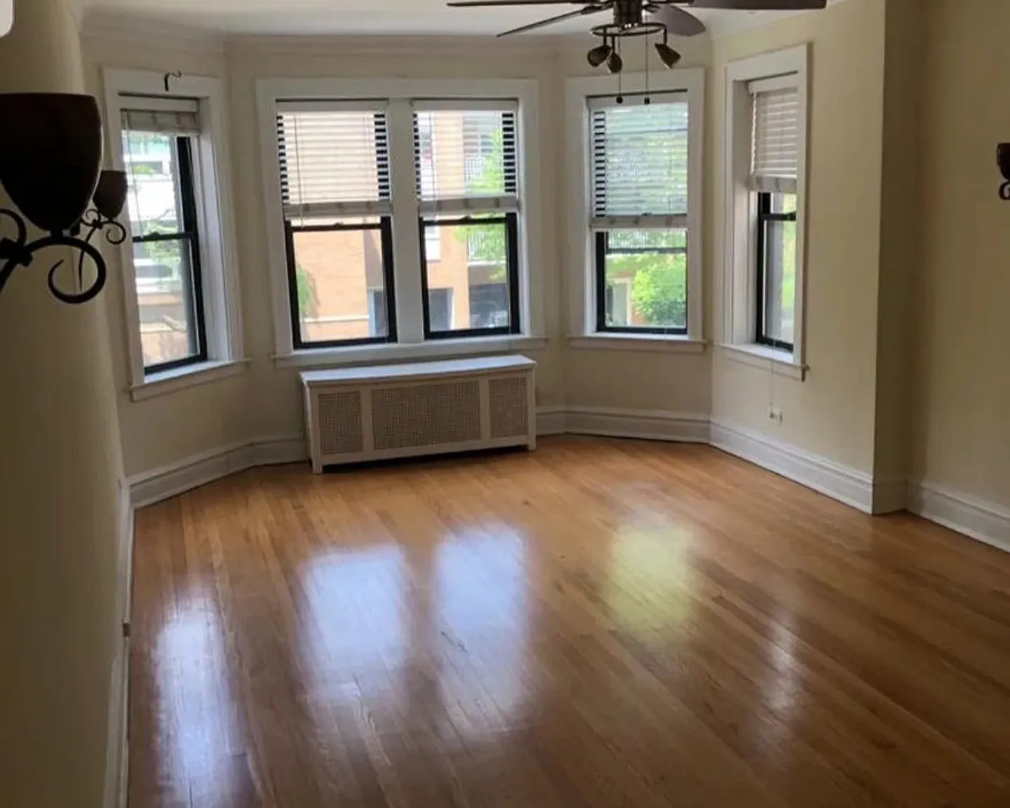 917 Ontario Street — Photo 1