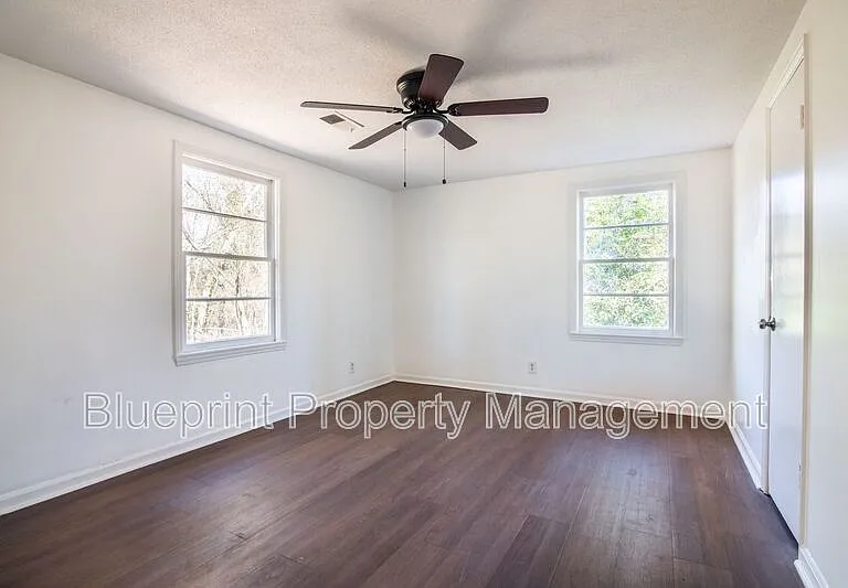 119 Wheeler Dr — Photo 11