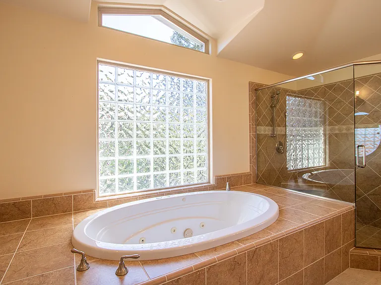 111 Misty Ct — Photo 21