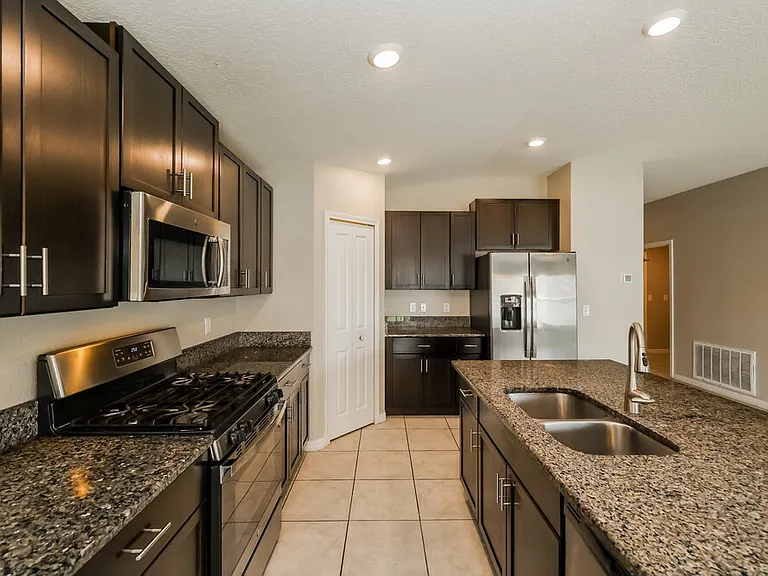 5524 Rainwood Meadows Dr — Photo 5