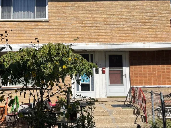 6036 N Winchester Ave #A, Chicago, IL 60660