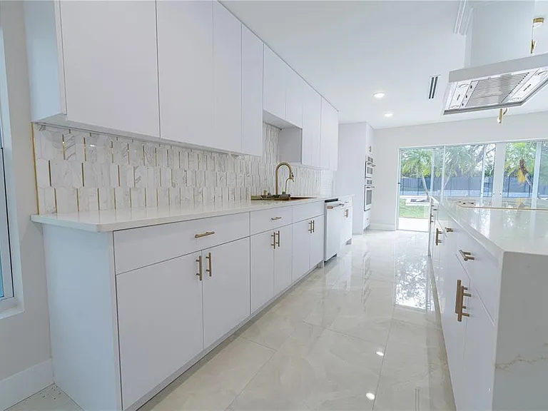 2721 Ingeborg Ct — Photo 8