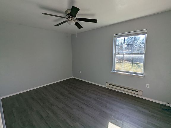 4th image of 411 W 2nd St APT 111