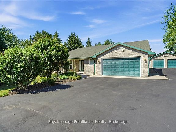 2nd image of 12 Experimental Farm Rd