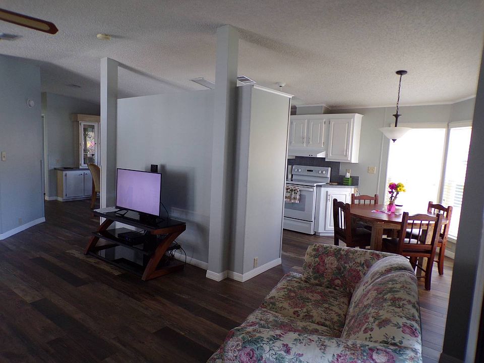 1st image of 4608 Alpine Dr #241