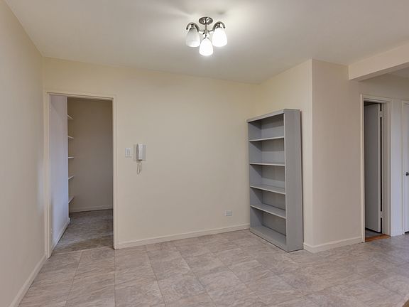3rd image of 144-55 Melbourne Ave APT 6A