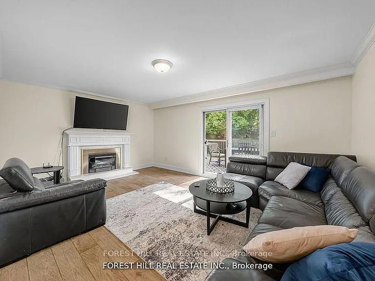 37 Cherry Post Cres — Photo 18