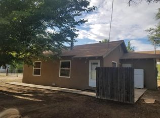 2100 Winchester Dr, Bosque Farms, NM 87068