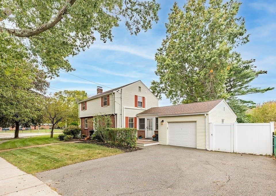 4 Rice Rd, Quincy, MA 02170 Zillow