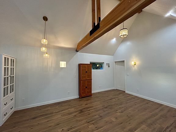 5th image of 3206 Grandeur Ave