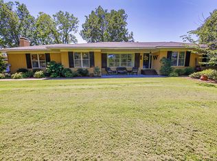 1427 E Military Rd, Marion, AR 72364