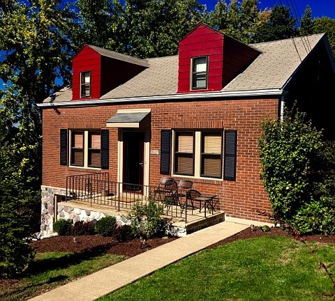 2nd image of 6908 Royal Dr
