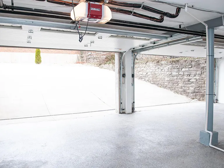 1 Sunnymede Dr #1 — Photo 13
