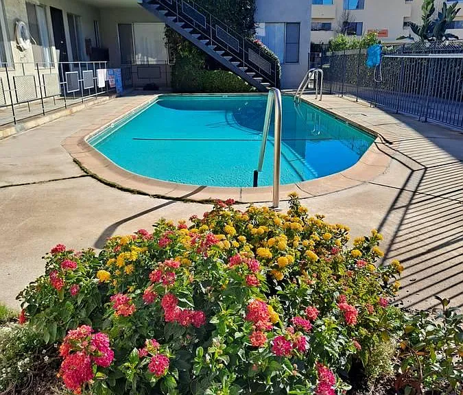 4323 Ventura Canyon Ave — Photo 1