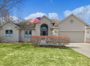 1743 Awixa Ave NW, Grand Rapids, MI 49534