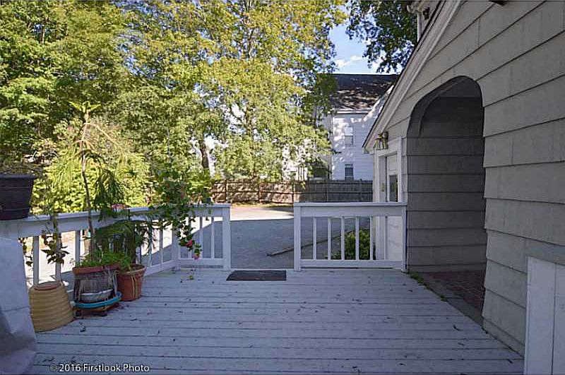 2nd image of 3 Prince St