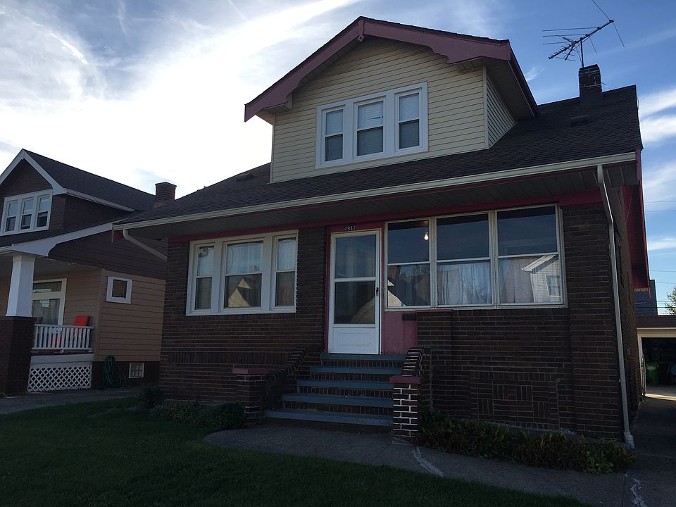 1st image of 4942 E 109th St
