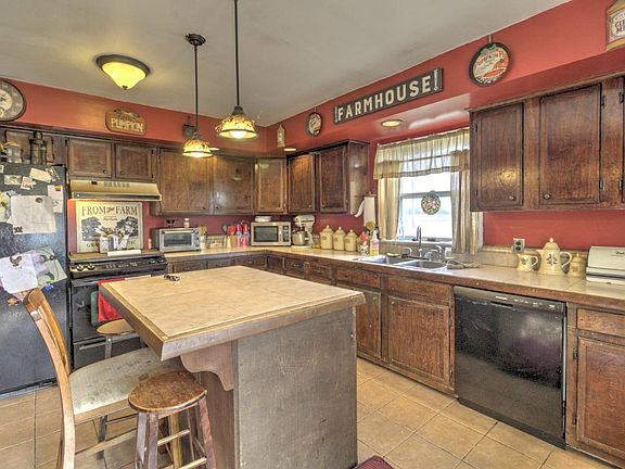 3rd image of 3744 E County Road 44