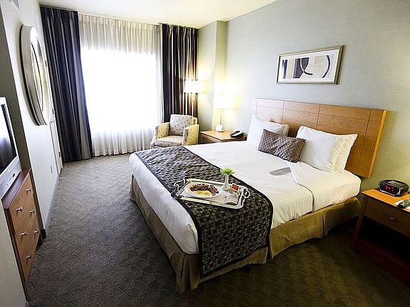 2nd image of 211 E Flamingo Rd #714