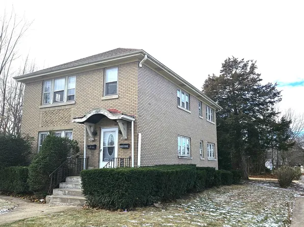 803 13th St, Rockford, IL 61104