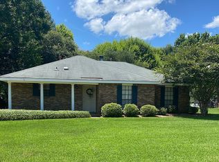 141 Thames Dr, Prattville, AL 36066