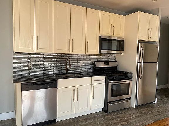 2nd image of 661 W 180th St APT 4E