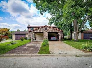 307 Britanna Dr, Swansea, IL 62226