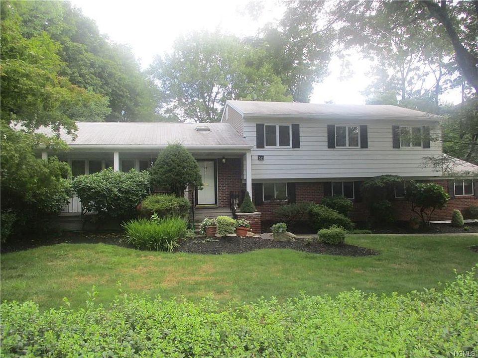 2nd image of 52 W Maple Ave
