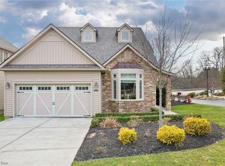 5100 River Trl, Lyndhurst, OH 44124