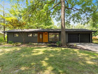 7620 Tomahawk Rd, Prairie Village, KS, 66208