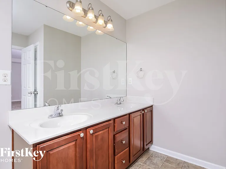 5921 Sandpiper Farm Ln — Photo 13