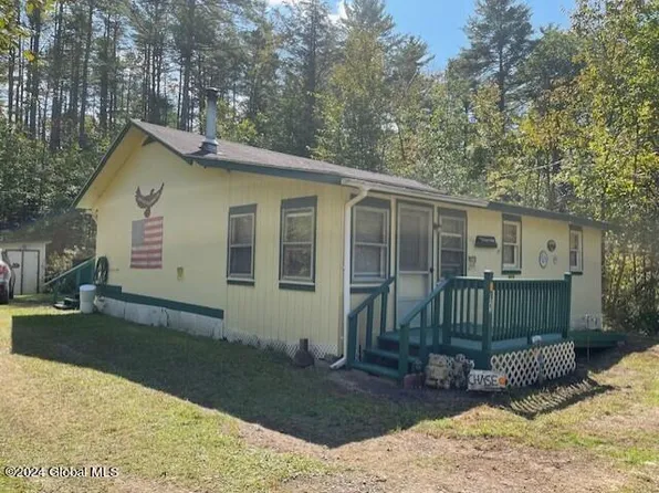 123 Chase Street, Broadalbin, NY 12025